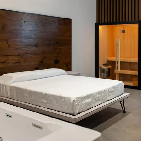Luxury New Look Monopoli