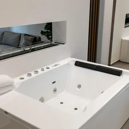 Luxury New Look * Monopoli